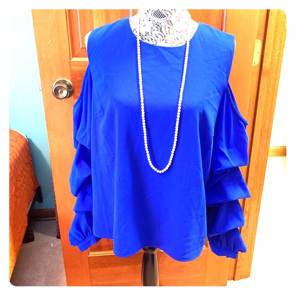 Gianna cold shoulder blouse - Picture 1 of 8